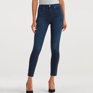 THE CROPPED SKINNY